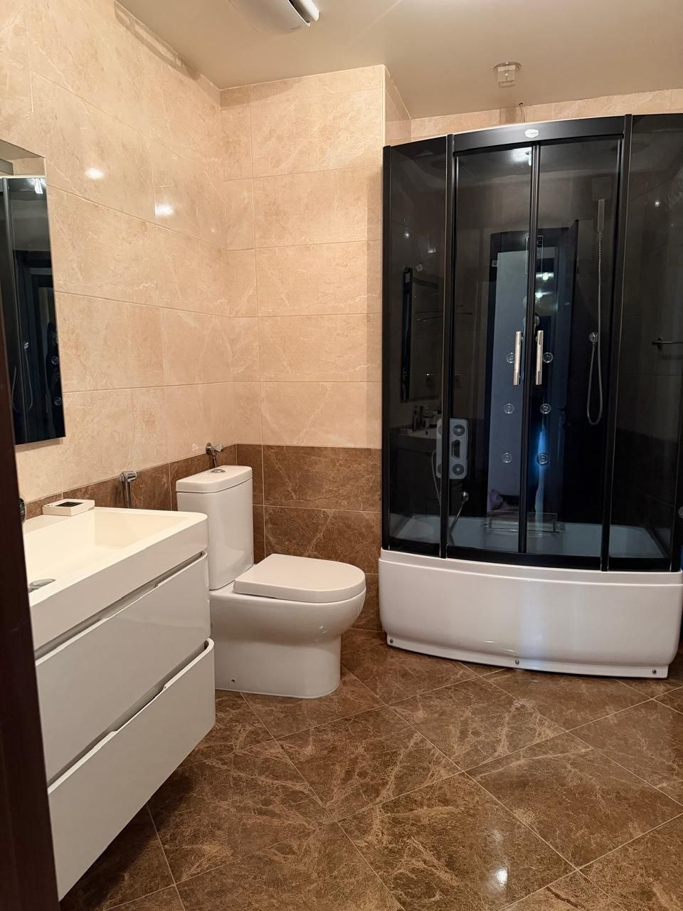 4-комнатная квартира Аренда 4-комнатной квартиры 200 м² в Port Baku Res Хатаинский район, пр-т Нефтчиляр Баку аренда фото 5