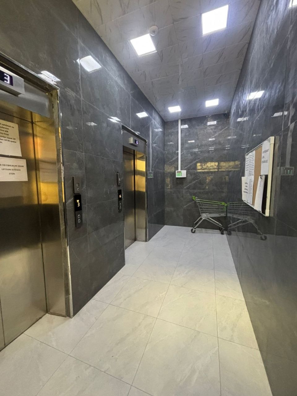 3-комнатная квартира Аренда элитной 3-комнатной квартиры (110 м²) в Бак ул. Гасана Алиева (Чапаева), р-н Центра Гейдара Алиева Баку аренда фото 2