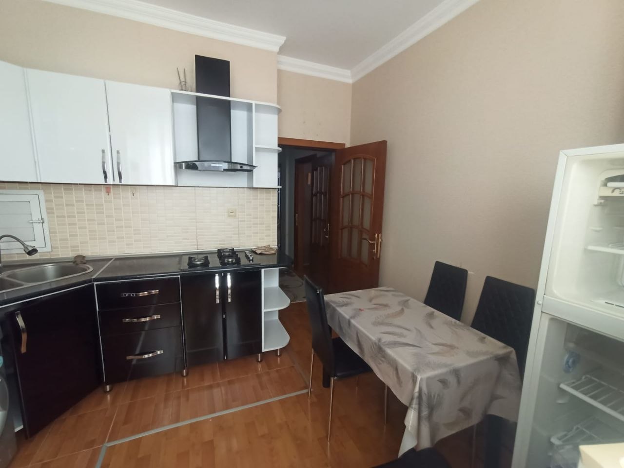 Аренда 2-комнатной квартиры в Баку (Бадамдар, 78 м²) у Ботанического сада