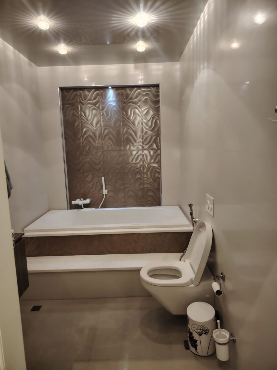 Аренда элитной 3-комнатной квартиры 190 м² в Baku | ЖК Yeni Həyat, Хатаинский район - фото 3