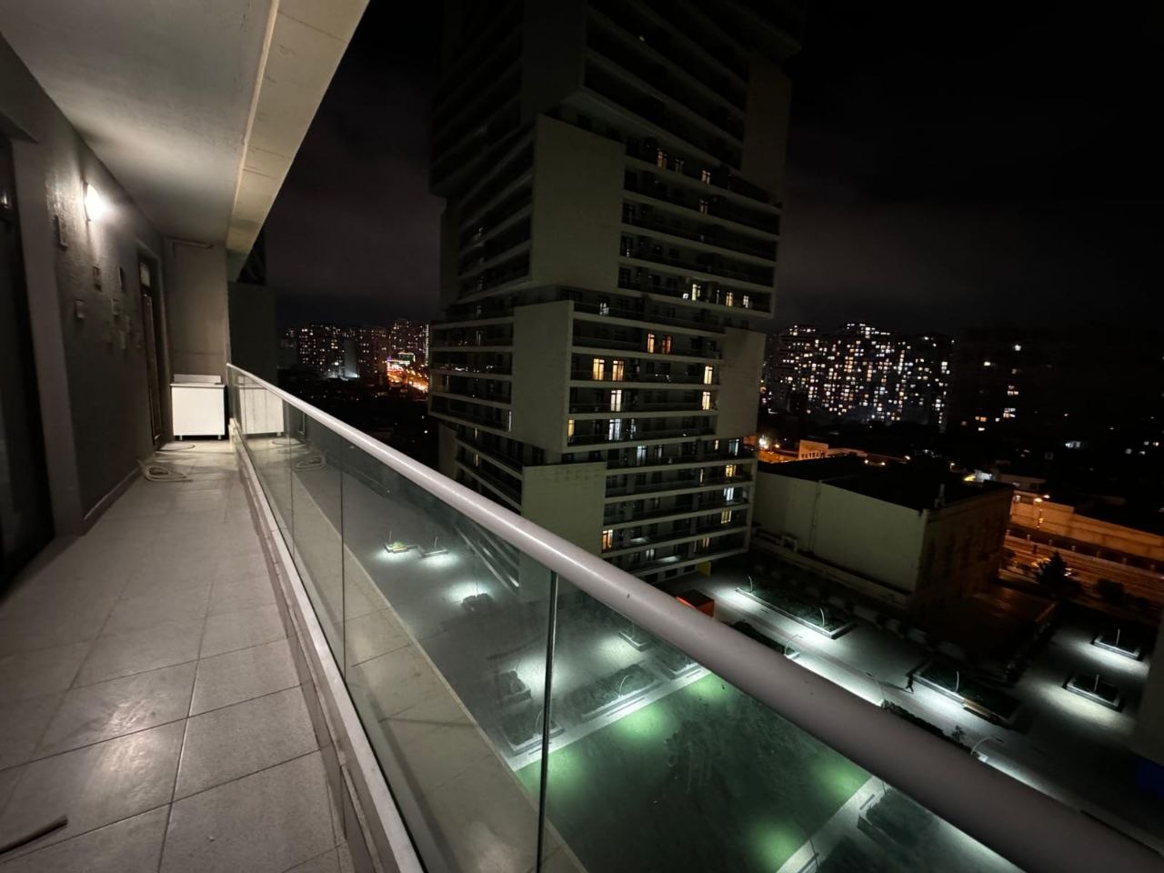 Снять 3-комнатную квартиру 107 м² в Баку — ЖК Grand Hayat (м. 8 Ноября) - фото 10