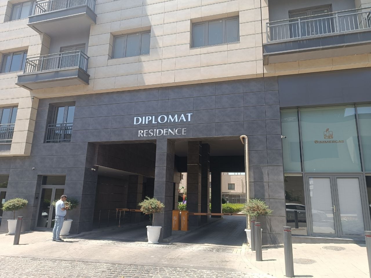 Сдается 3-комнатная квартира 120 м² в ЖК Diplomat Residence, Белый Город - фото 9