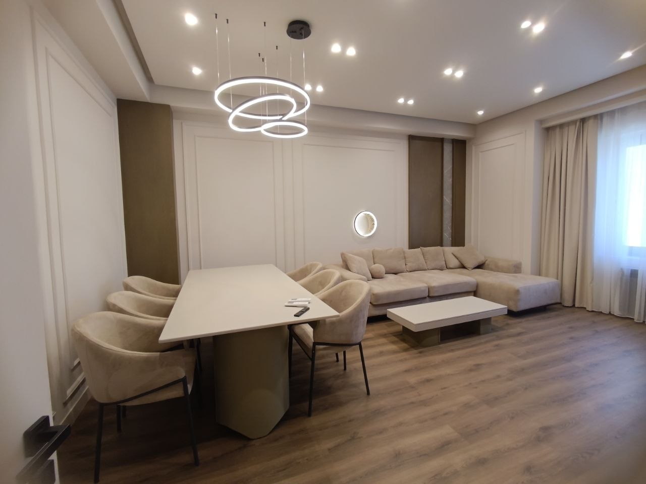 Сдается 3-комнатная квартира 120 м² в ЖК Diplomat Residence, Белый Город - фото 2