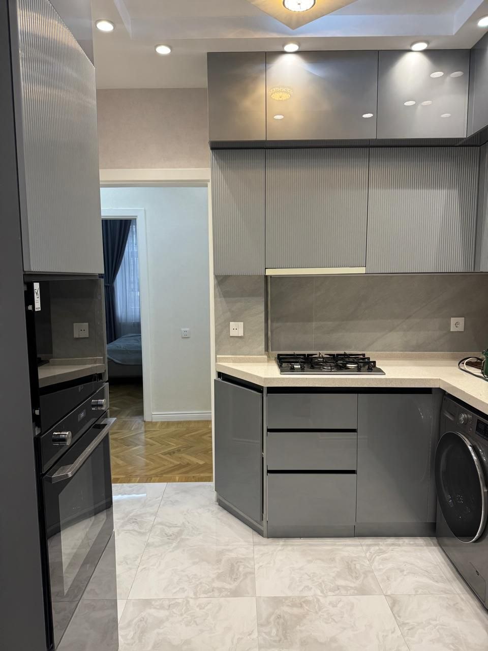 Сдается 3-комнатная квартира возле метро 28 Мая, 90 м² - фото 2