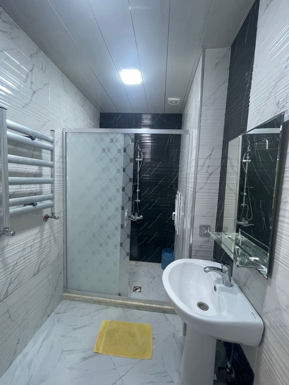 Bakü'de Kiralık 2 Odalı Daire — Aylık 1.000 AZN - Foto 4