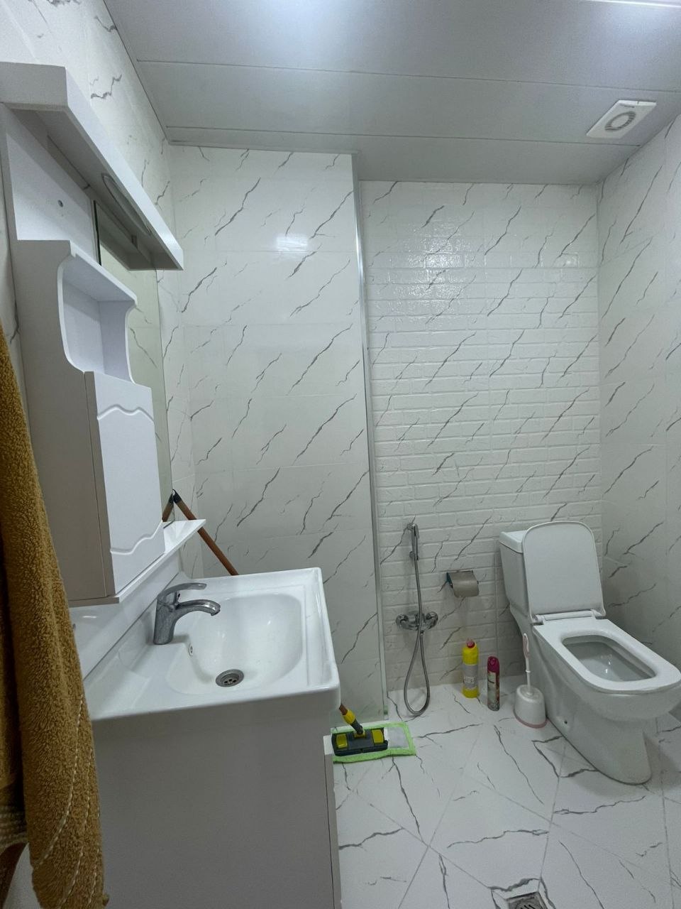 Bakü'de Kiralık 2 Odalı Daire — Aylık 1.000 AZN - Foto 6
