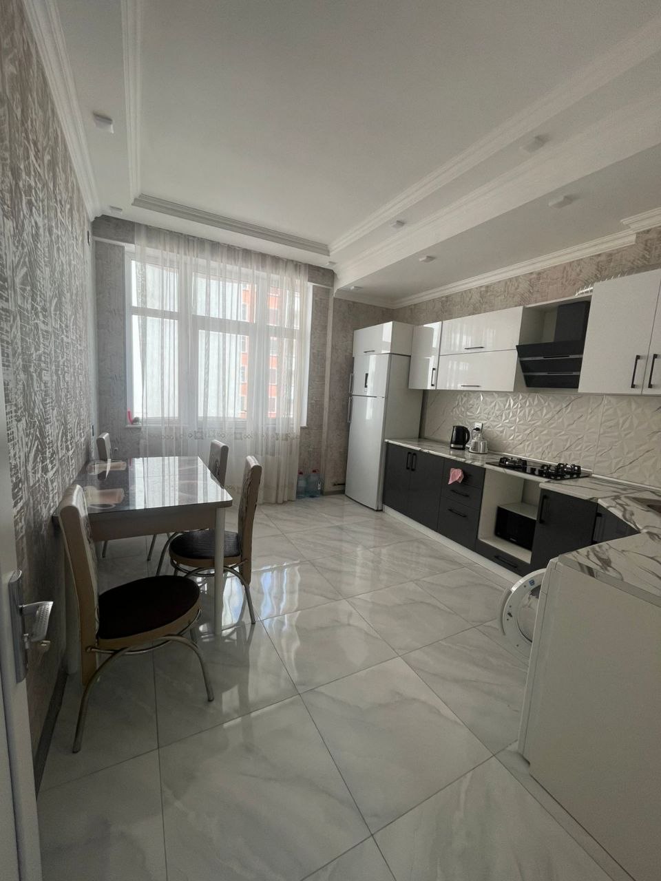 Bakü'de Kiralık 2 Odalı Daire — Aylık 1.000 AZN - Foto 7
