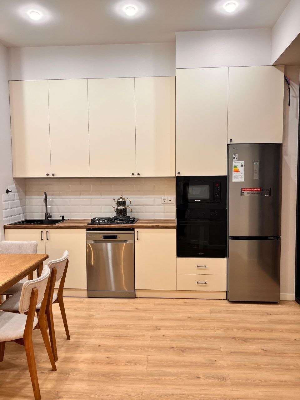 Сдается 2-комнатная квартира 55 м² в ЖК Malibu Residence, Центр Баку - фото 2