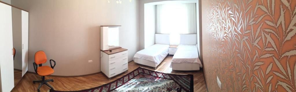 Сдается 4-комнатная квартира 180 м² у метро Низами в Баку - фото 3