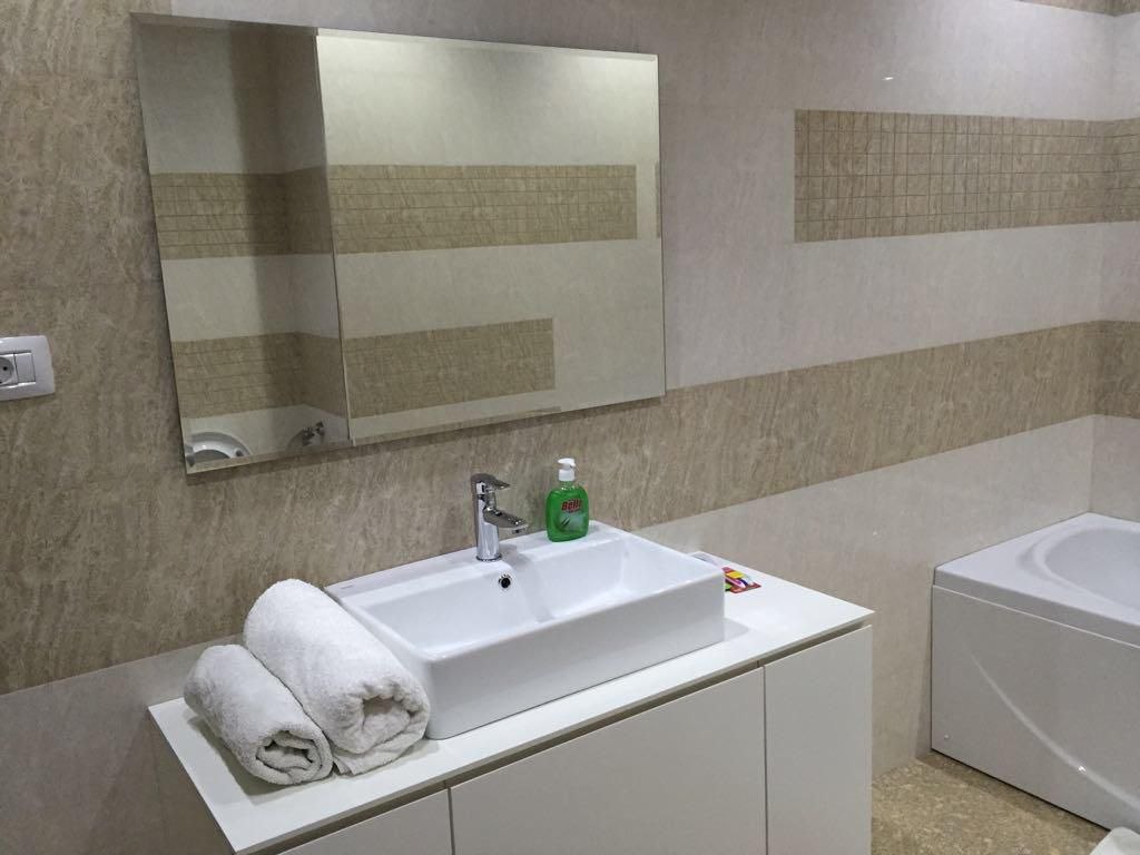 Сдается 4-комнатная квартира 180 м² у метро Низами в Баку - фото 6