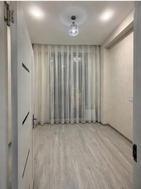 Сдается 2-комнатная квартира (переделанная в 3) в ЖК WhiteStone Towers - фото 2