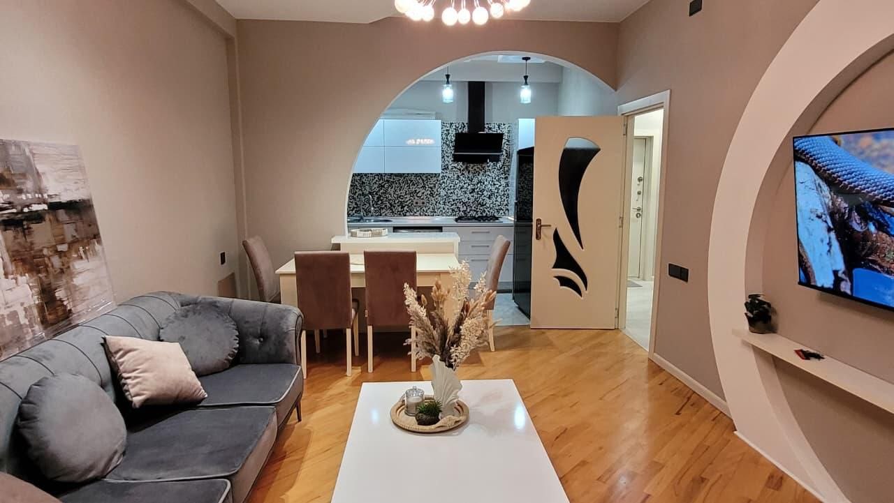 Bakü'de Kiralık 2 Odalı Daire — Aylık 1.200 AZN - Foto 2