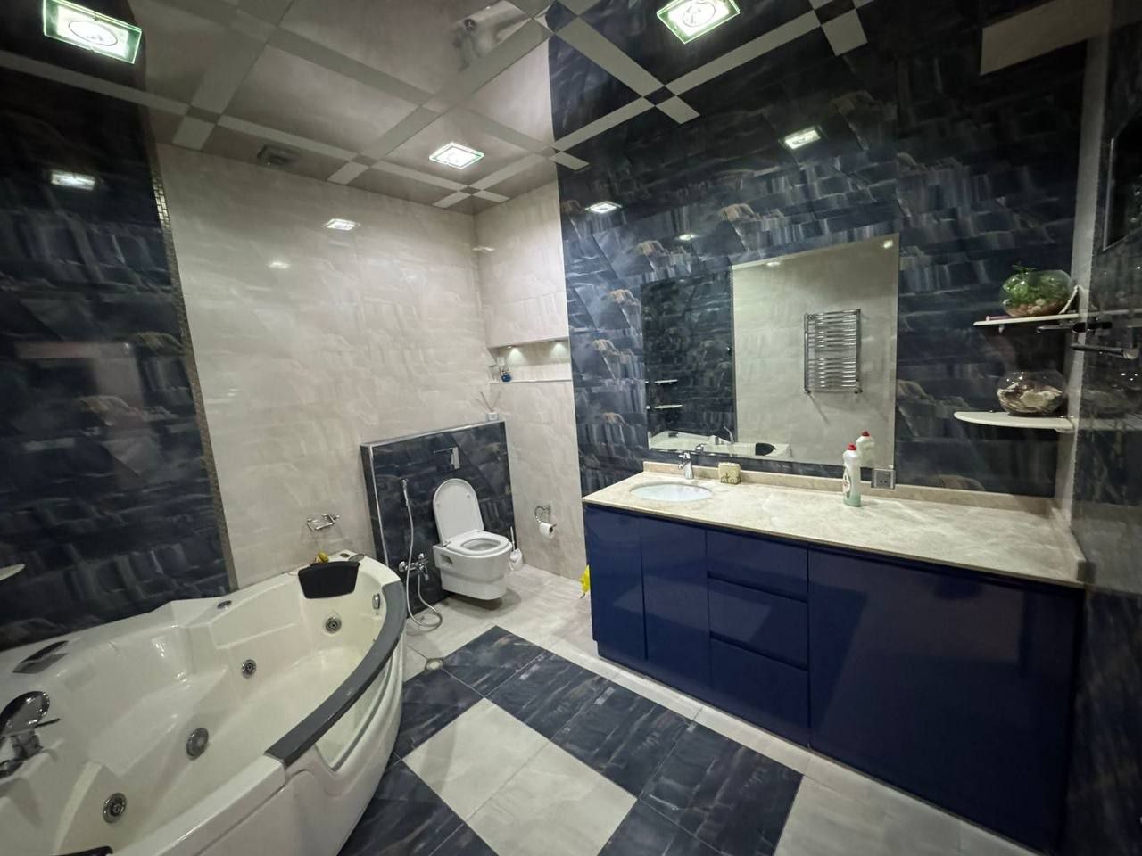 Сдается 4-комнатная квартира, 185 м² — ул. Ханифы Алескерова, м. Гянджлик, Баку - фото 4