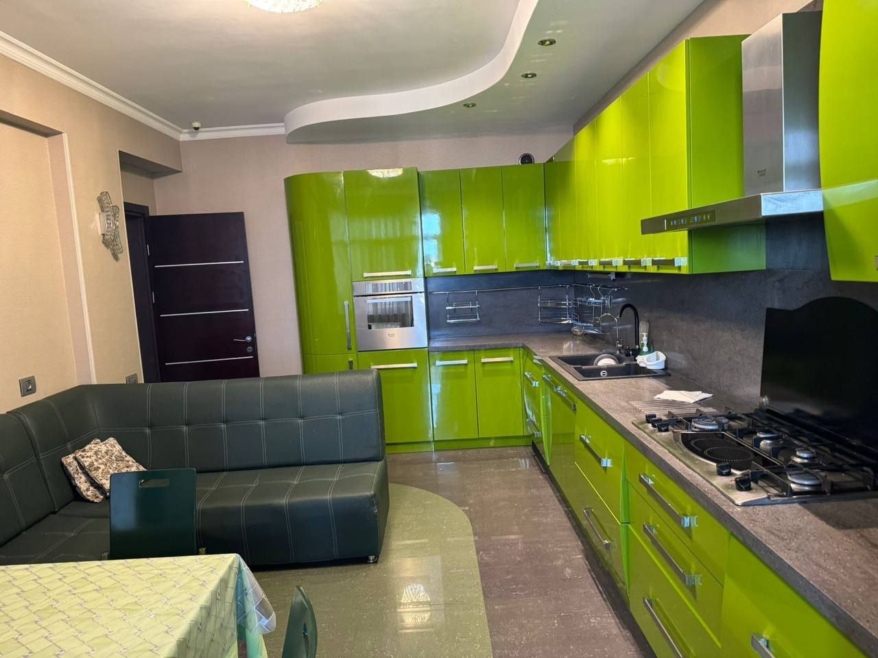 Сдается 4-комнатная квартира, 185 м² — ул. Ханифы Алескерова, м. Гянджлик, Баку - фото 8