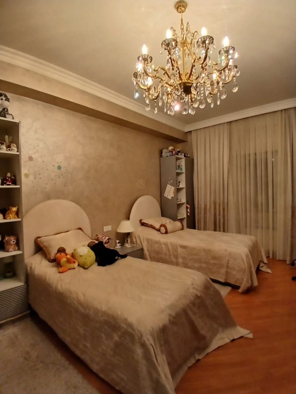 Сдается 4-комнатная квартира, 215 м², возле Медицинского университета и Avrasiya Hospital - фото 2