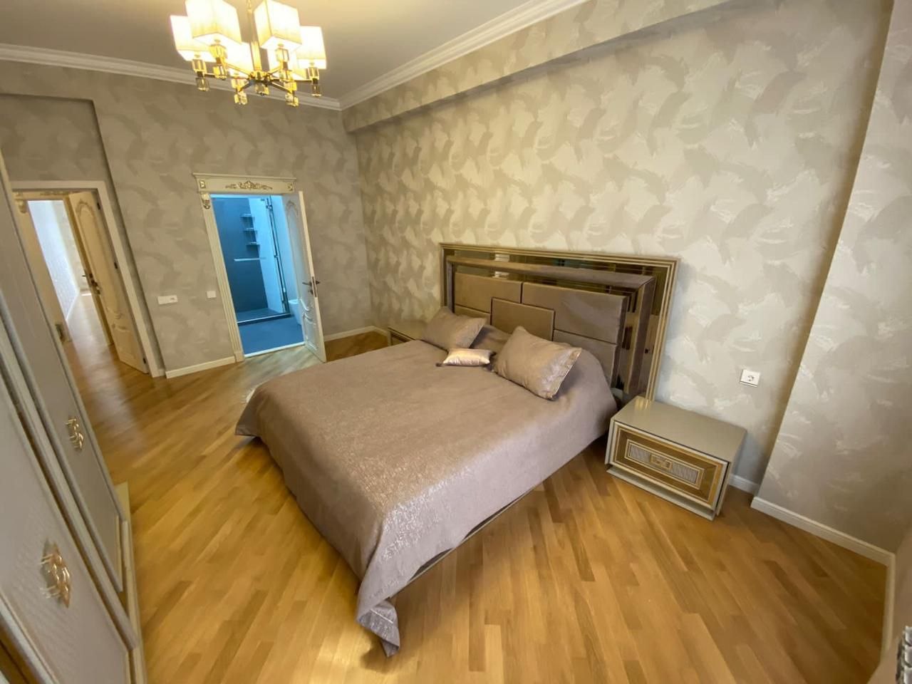 Аренда 3-комн. квартиры в , ул. Карабахских скакунов) 🏢