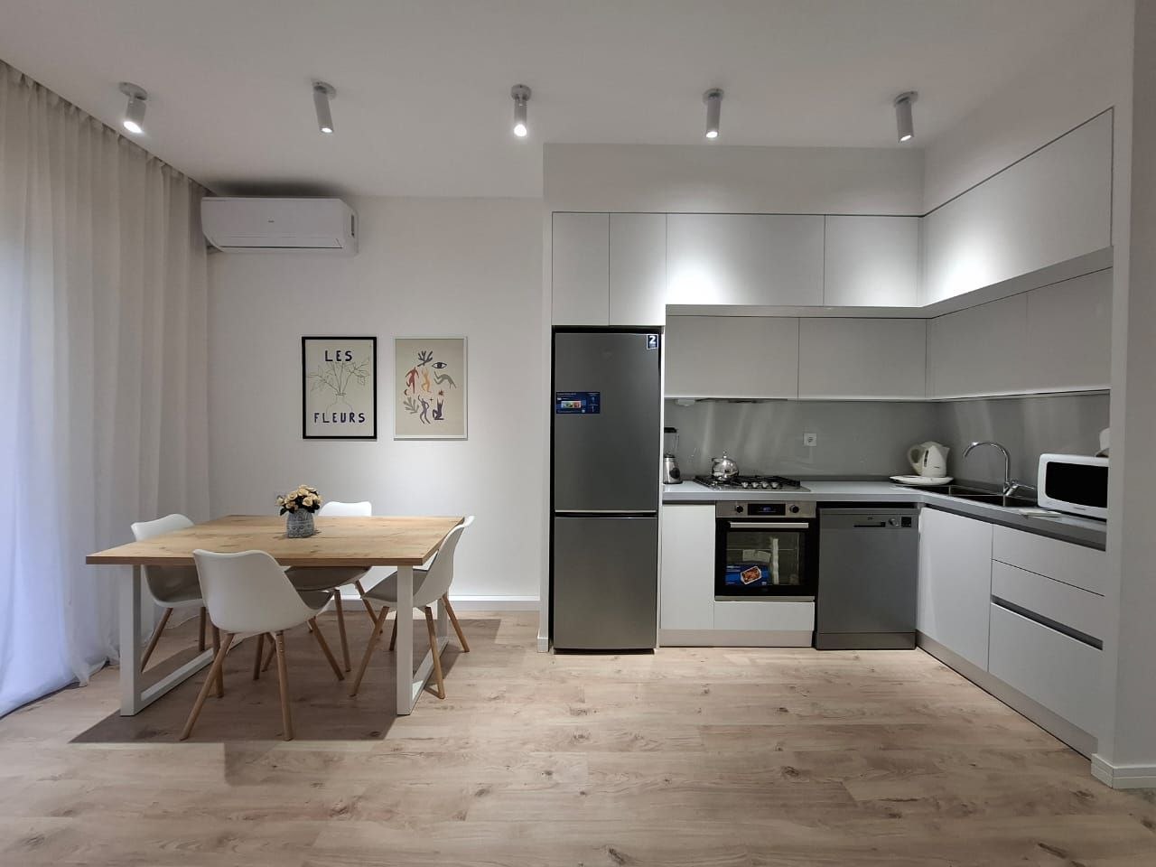 Сдается 2-комнатная квартира в ЖК Baku City Residence, 68 м²