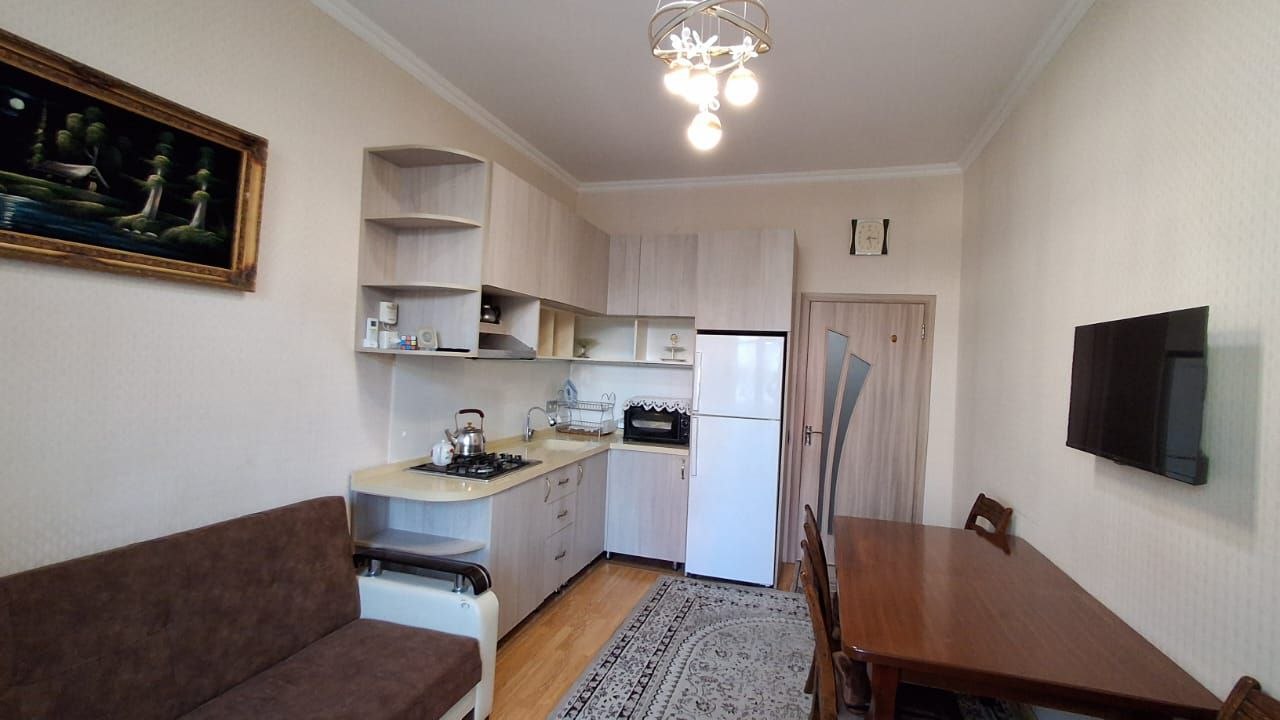 Сдается 1-комнатная квартира, 60 м², м. 28 Мая в Баку