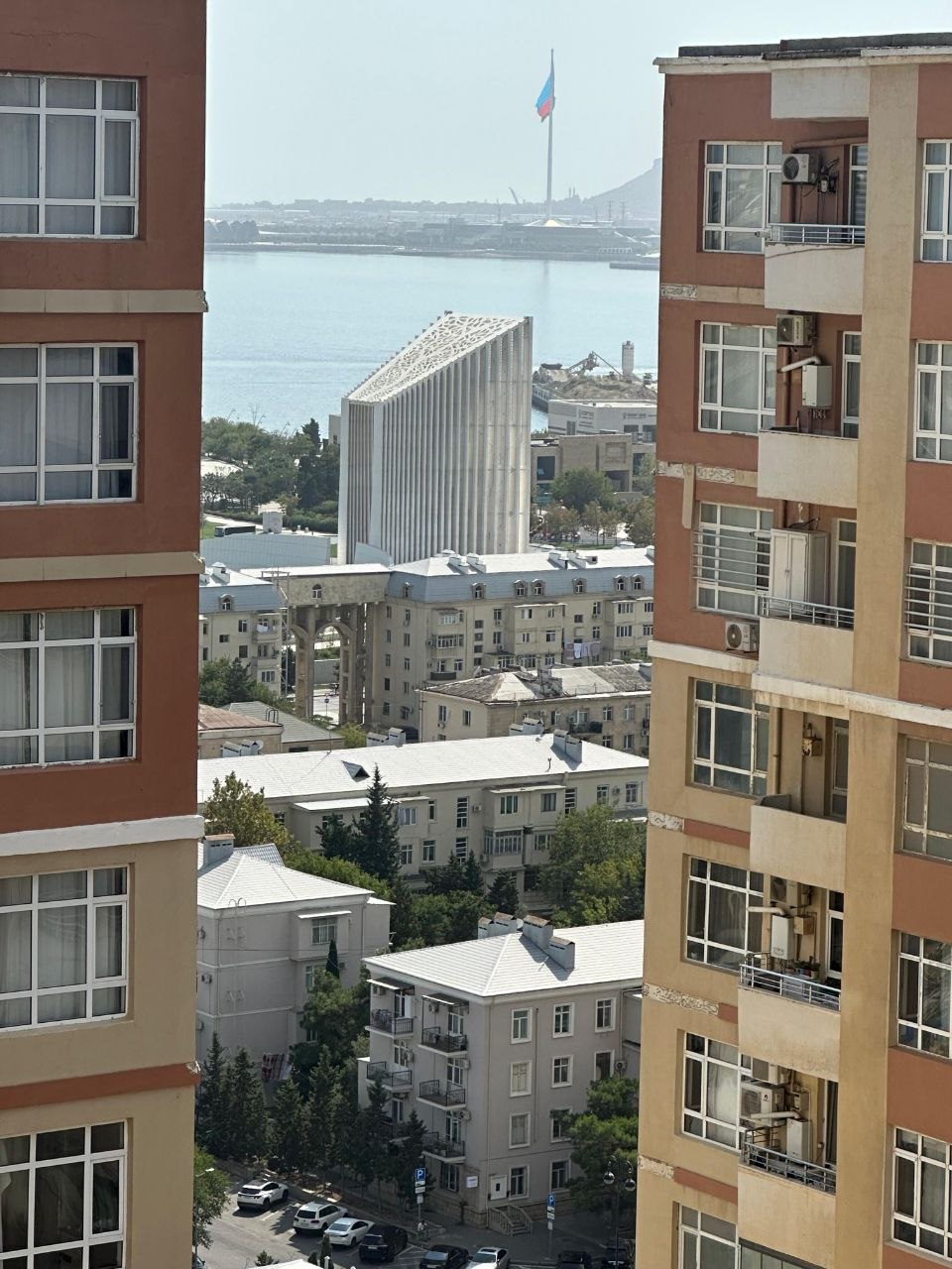 Bakü'de Kiralık 2 Odalı Daire — Aylık 1.100 AZN - Foto 3