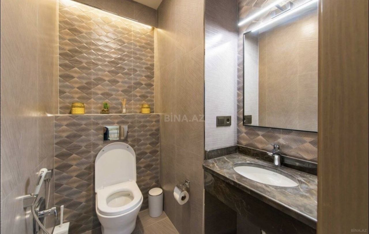 Bakü'de Kiralık 3 Odalı Daire — Aylık 2.000 AZN