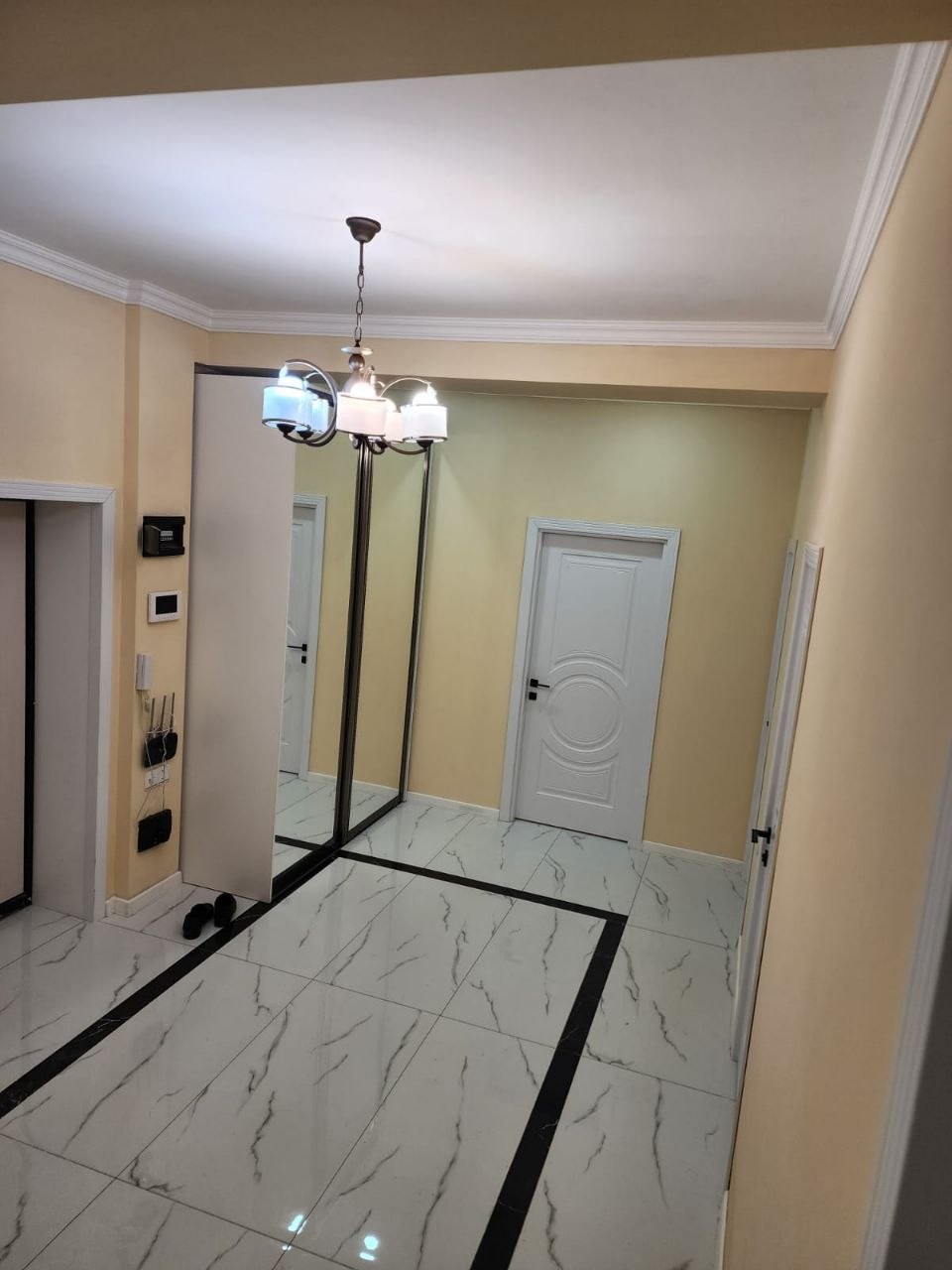 Bakü'de Kiralık 2 Odalı Daire — Aylık 950 AZN - Foto 3